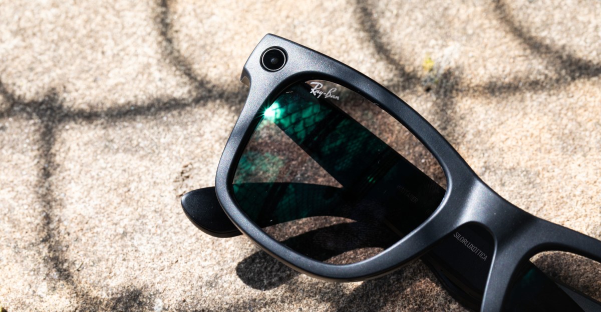 Apple’s AI Wearables Rumor Mill Just Went Full Sci-Fi, Smart Glasses, a Pendant, and Camera AirPods