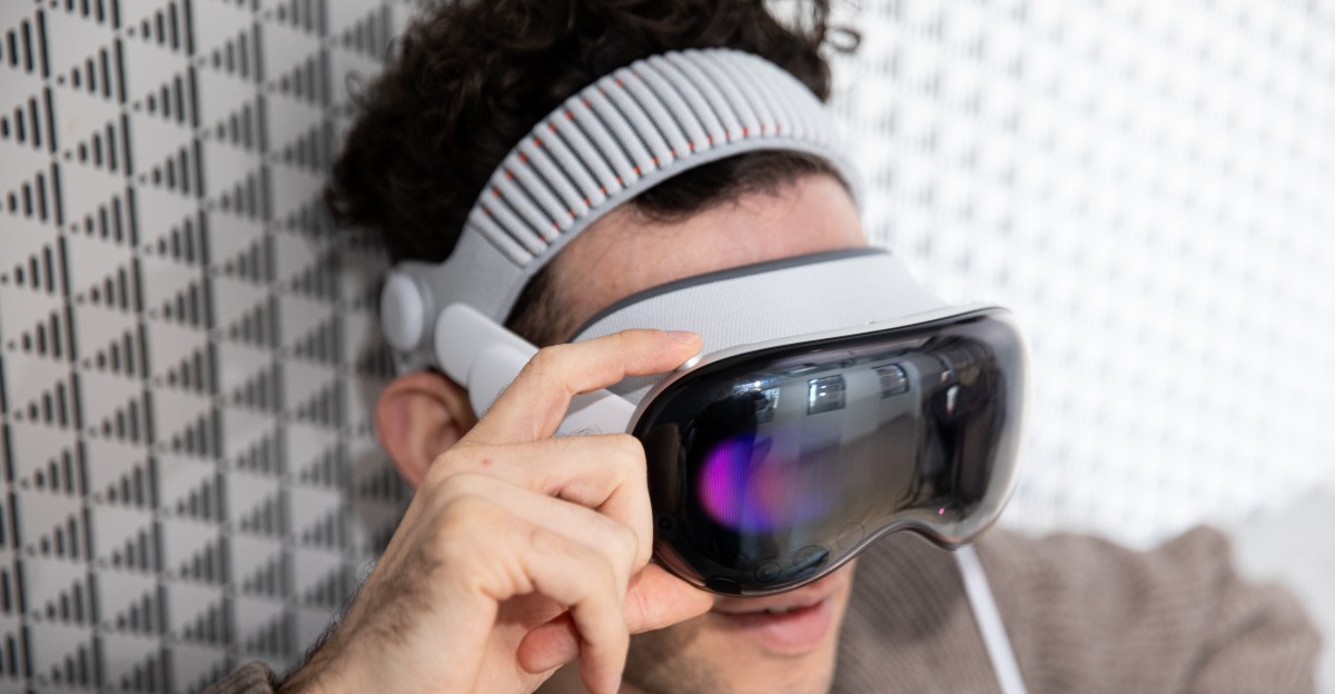 Finally, YouTube Is Coming Properly to Apple Vision Pro, Too Good for VisionOS Fans, No?